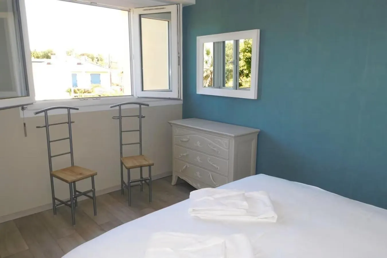 Juan Les Pins Vitoria Grand 2P Calme Parking Apartment Antibes